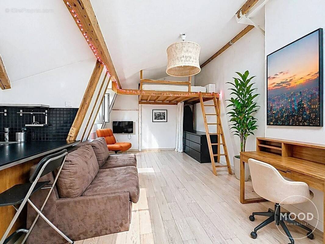 Appartement à PARIS-2E