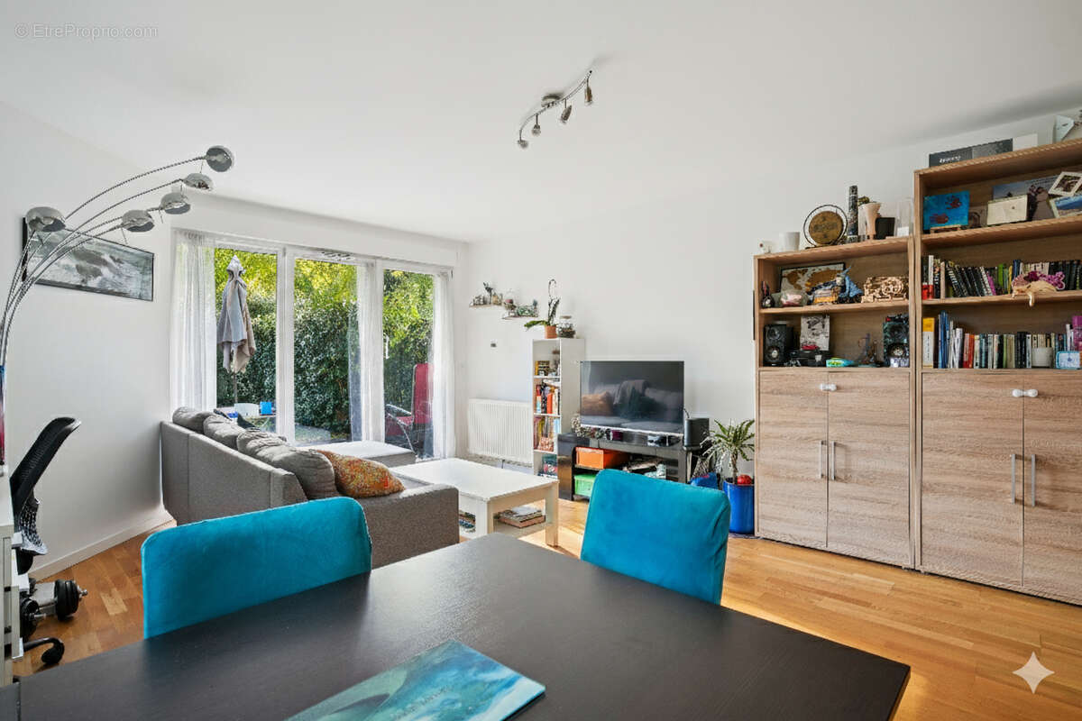 Appartement à NANTERRE