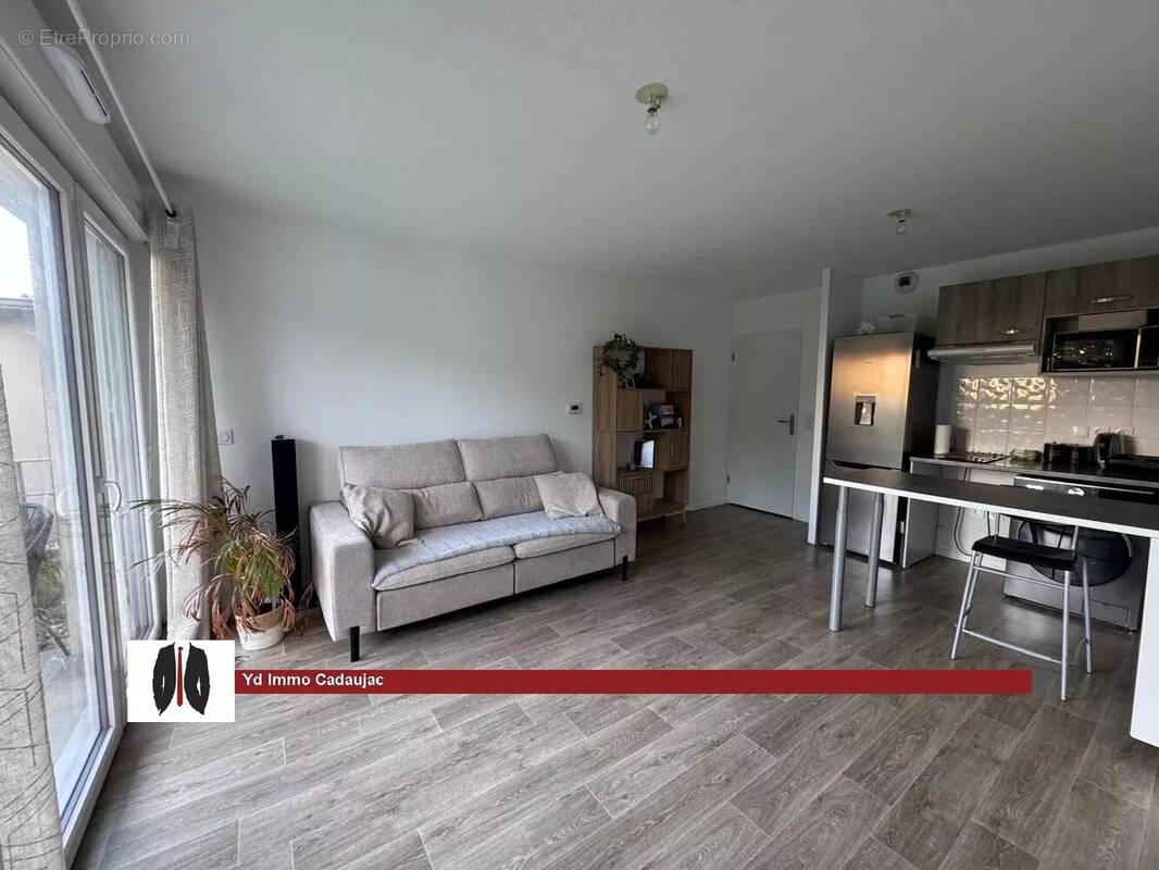 Appartement à VILLENAVE-D&#039;ORNON