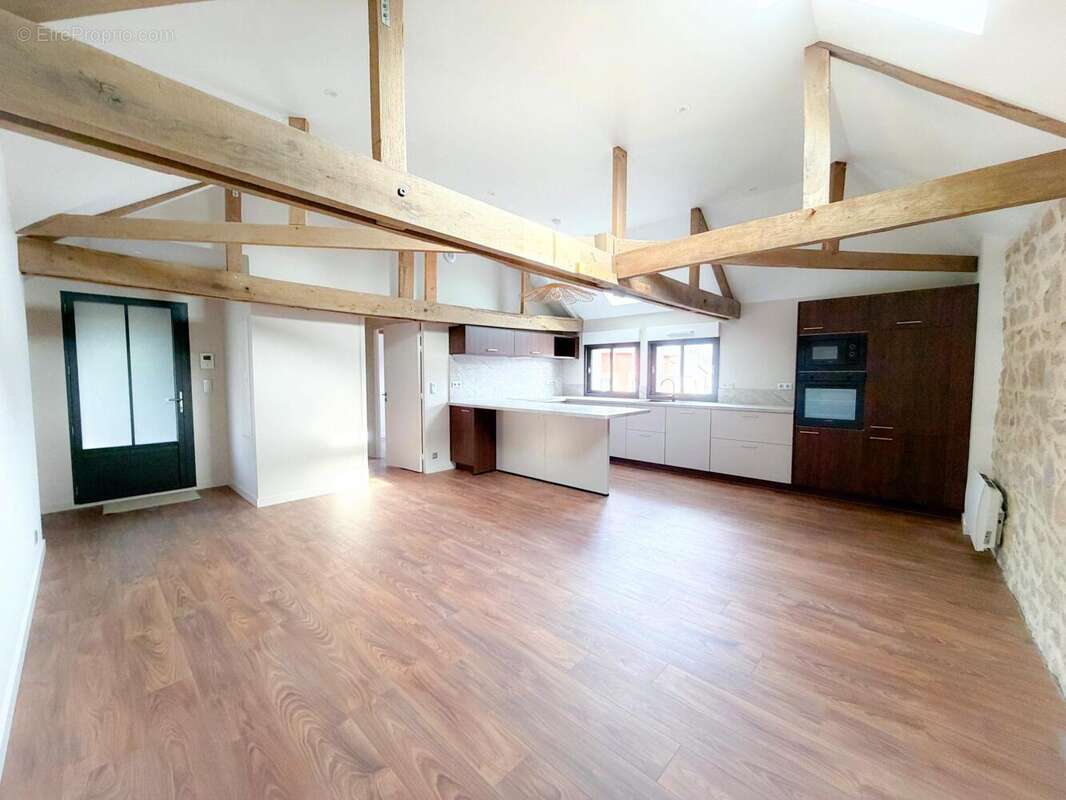 Appartement à BAIN-DE-BRETAGNE