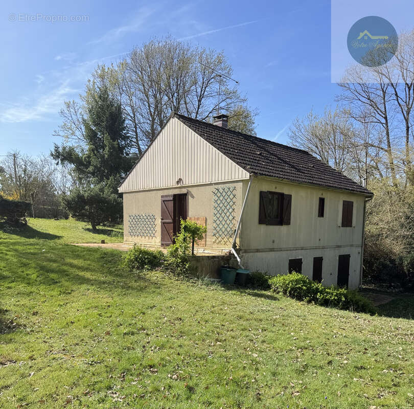 Maison à LORREZ-LE-BOCAGE-PREAUX
