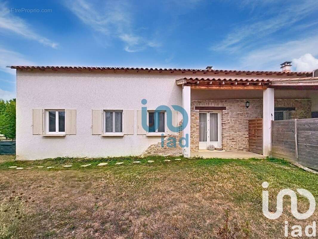 Photo 3 - Maison à LES PLANS