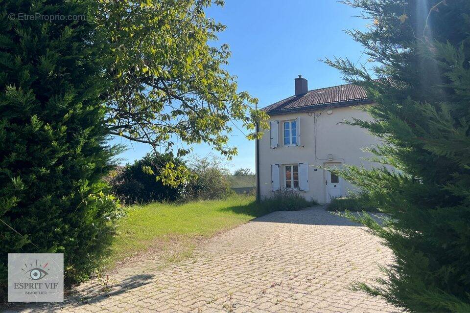 Maison à CHATEAU-SALINS