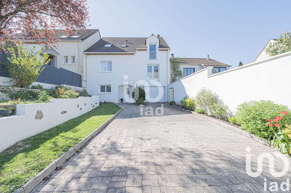 Photo 2 - Maison à MONTEVRAIN