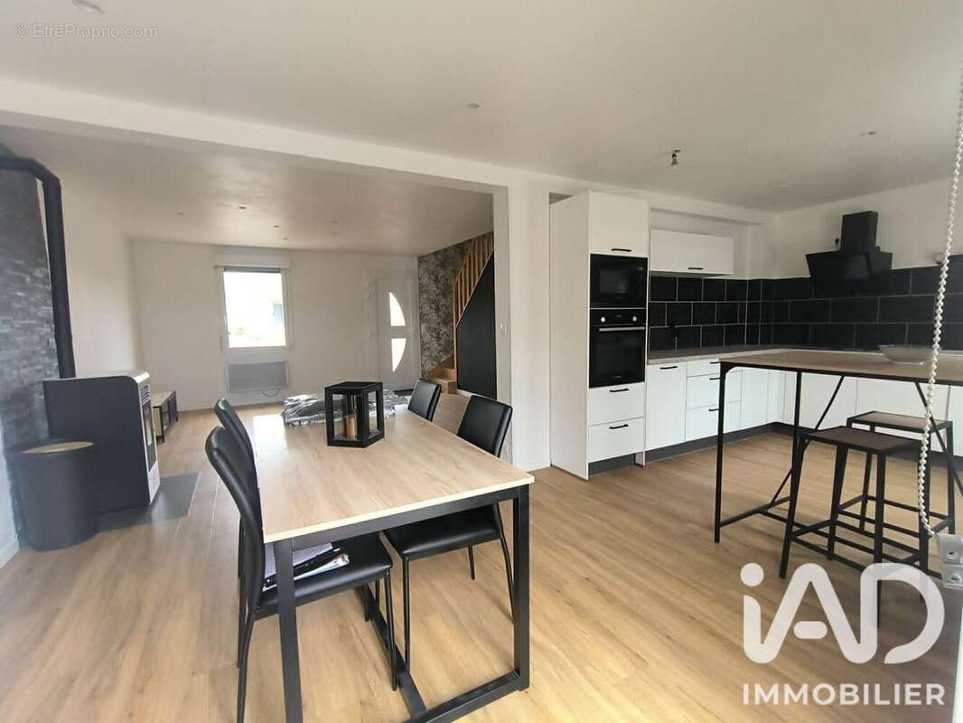 Maison 101 m² à Pluduno  - photo 3