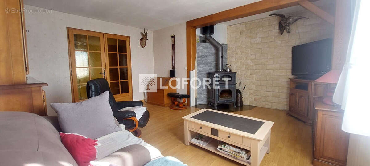 Maison à MONTENOIS