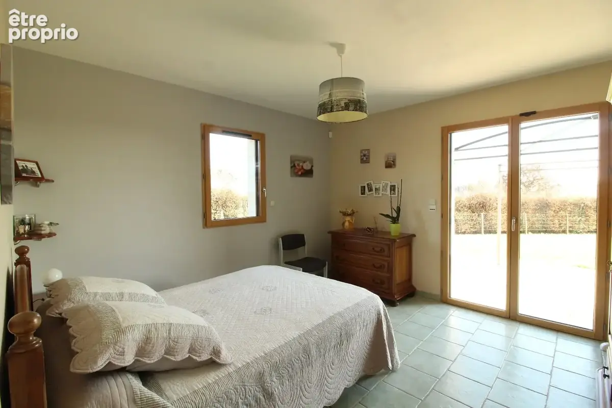 Demeure Normande 222 m² - 7 pièces - photo 7