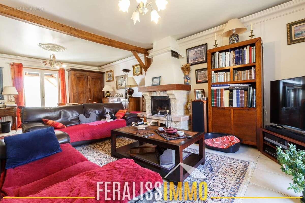 Maison à VAUX-SUR-SEINE