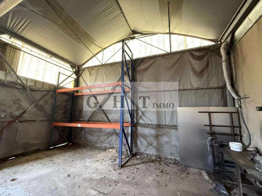 Commerce à COLOMBES