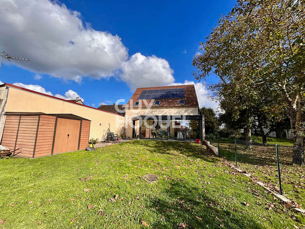 Maison à MORET-SUR-LOING