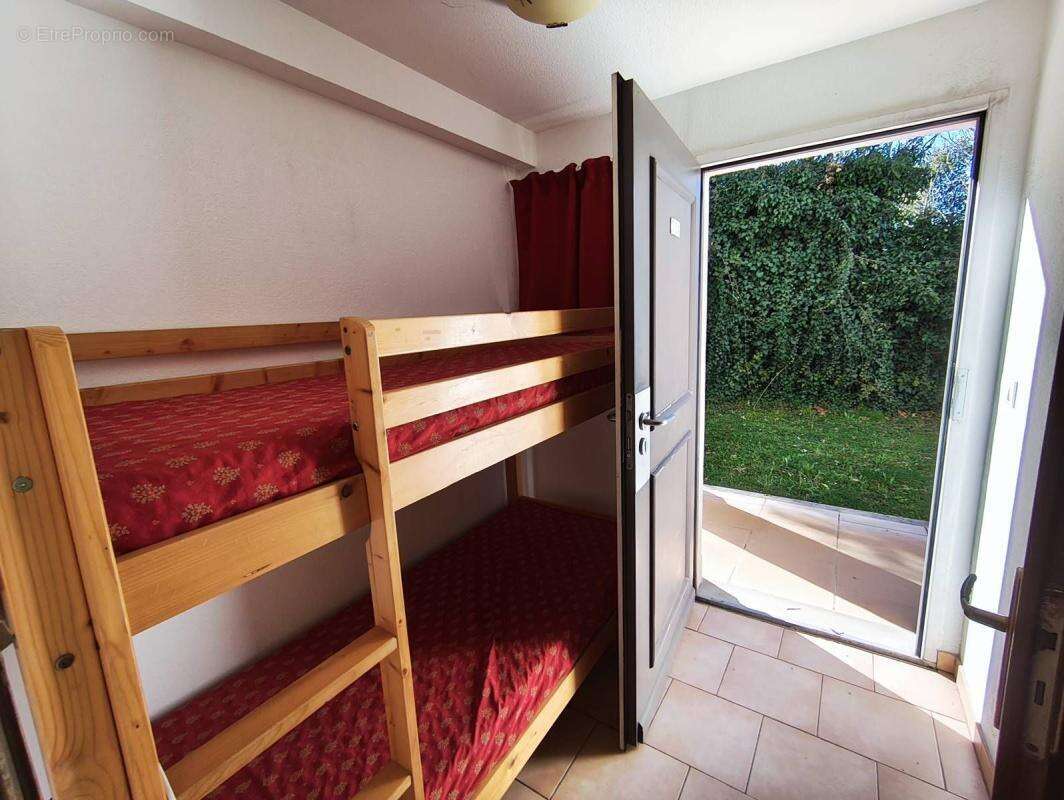 Appartement à BARJAC