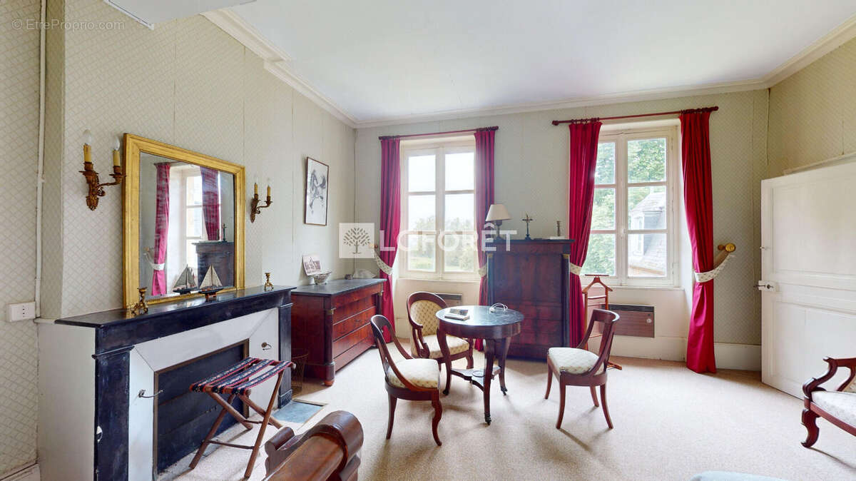 Maison à TOULON-SUR-ALLIER