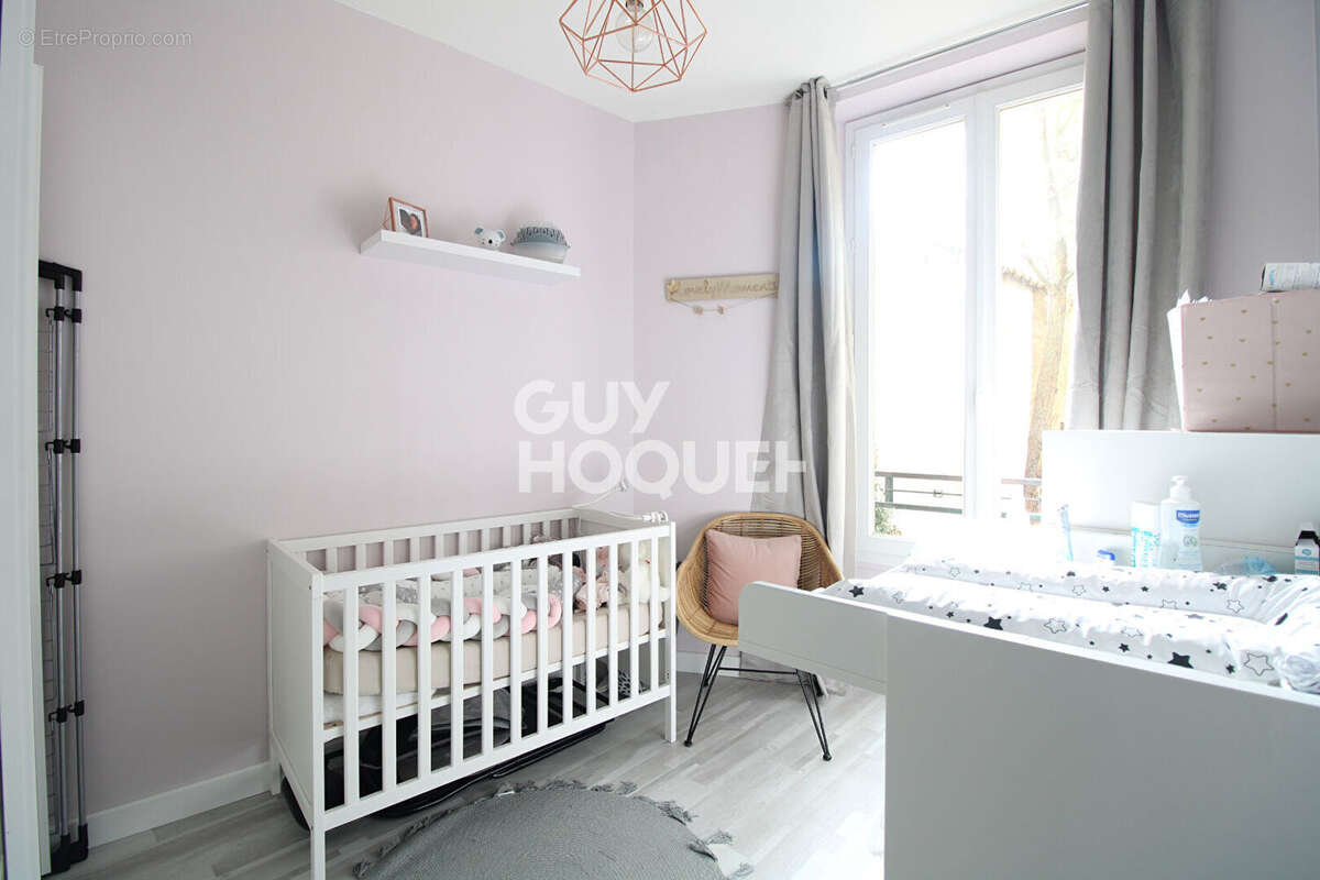 Appartement à BRIE-COMTE-ROBERT