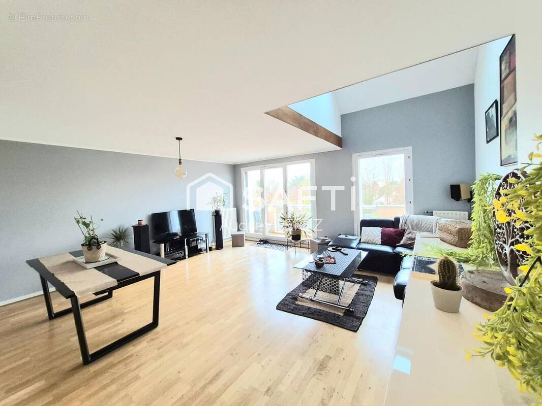 Photo 1 - Appartement à PONTAULT-COMBAULT