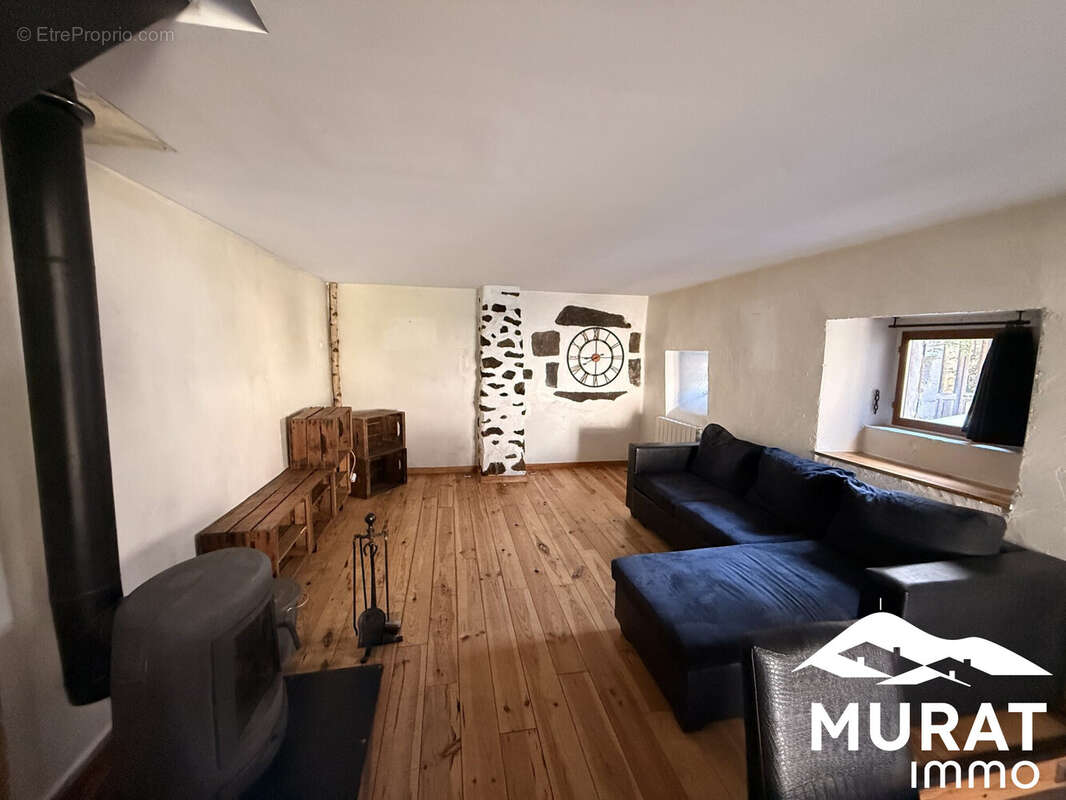 Maison 56 m² à Vernines  - photo 2