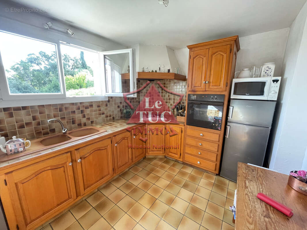 Villa 2 appartements. Piscine. - photo 11