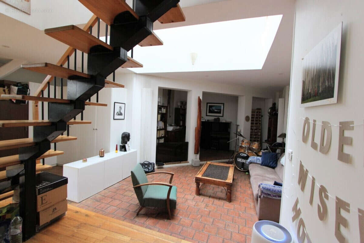 Maison à PARIS-19E