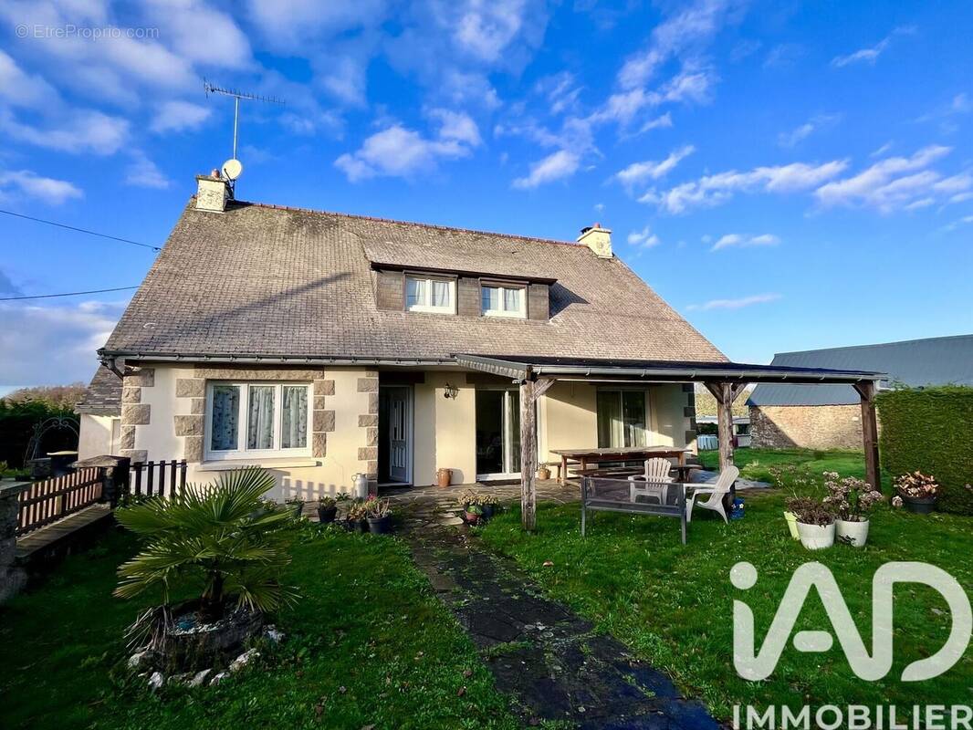 Photo 1 - Maison à SAINT-BARNABE