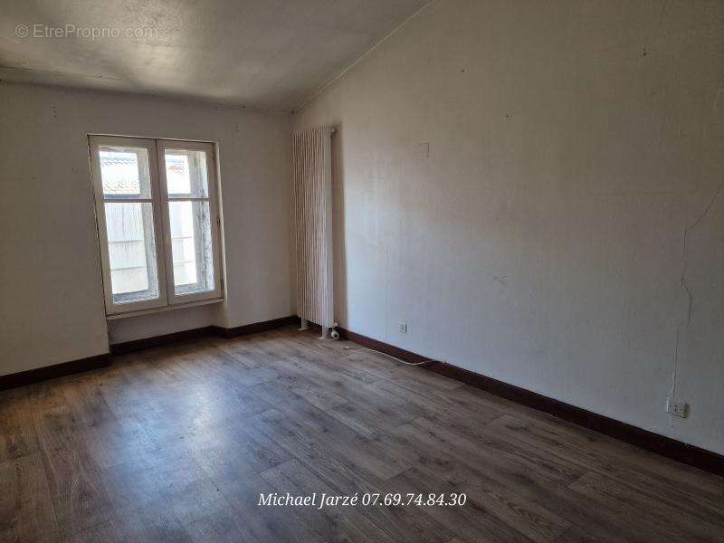 Appartement à BRESSUIRE