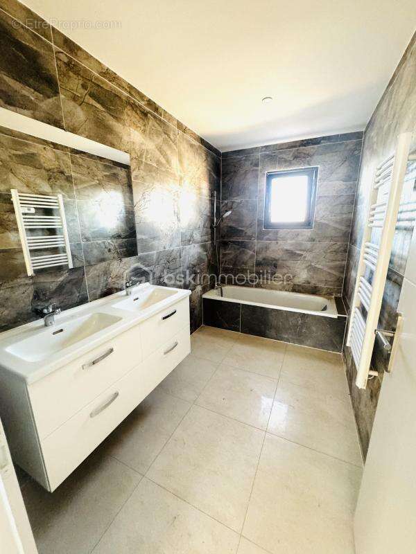 Villa plain pied 130 m² - photo 11