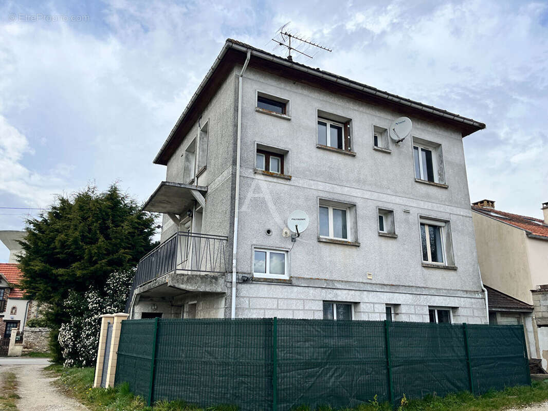 Appartement à DOURDAN
