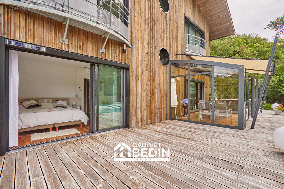 Maison 250 m² à Langon  - photo 7