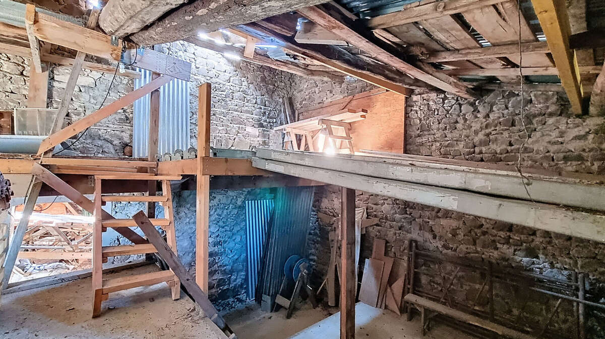 Autre à SAINT-FLORET