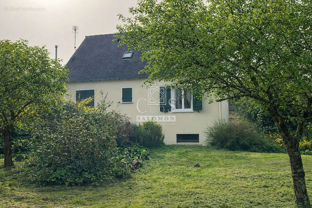 Maison à LE HEZO