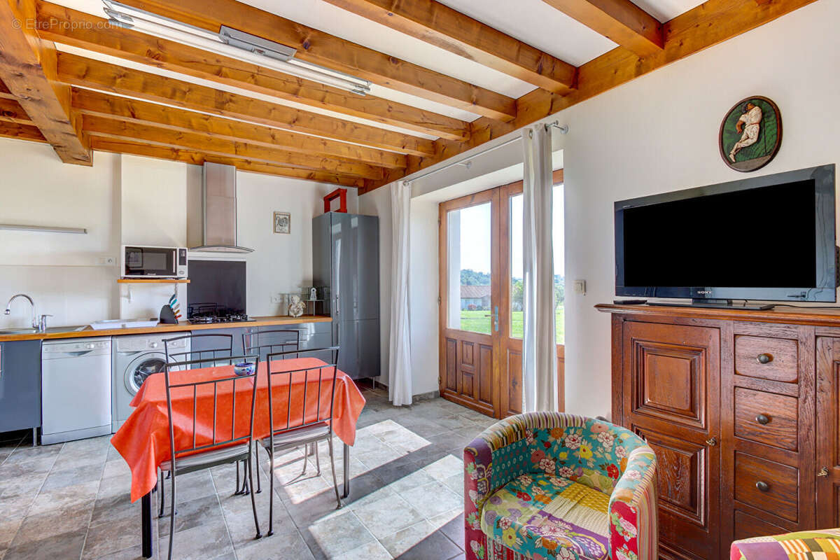 Maison à ARRAUTE-CHARRITTE