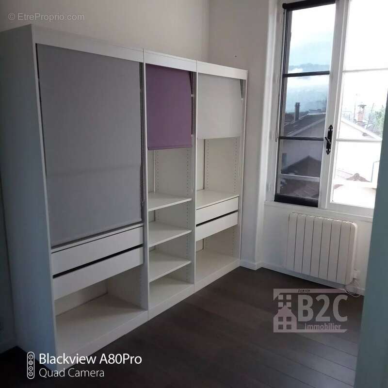 Appartement à SAINT-MARTIN-D'HERES