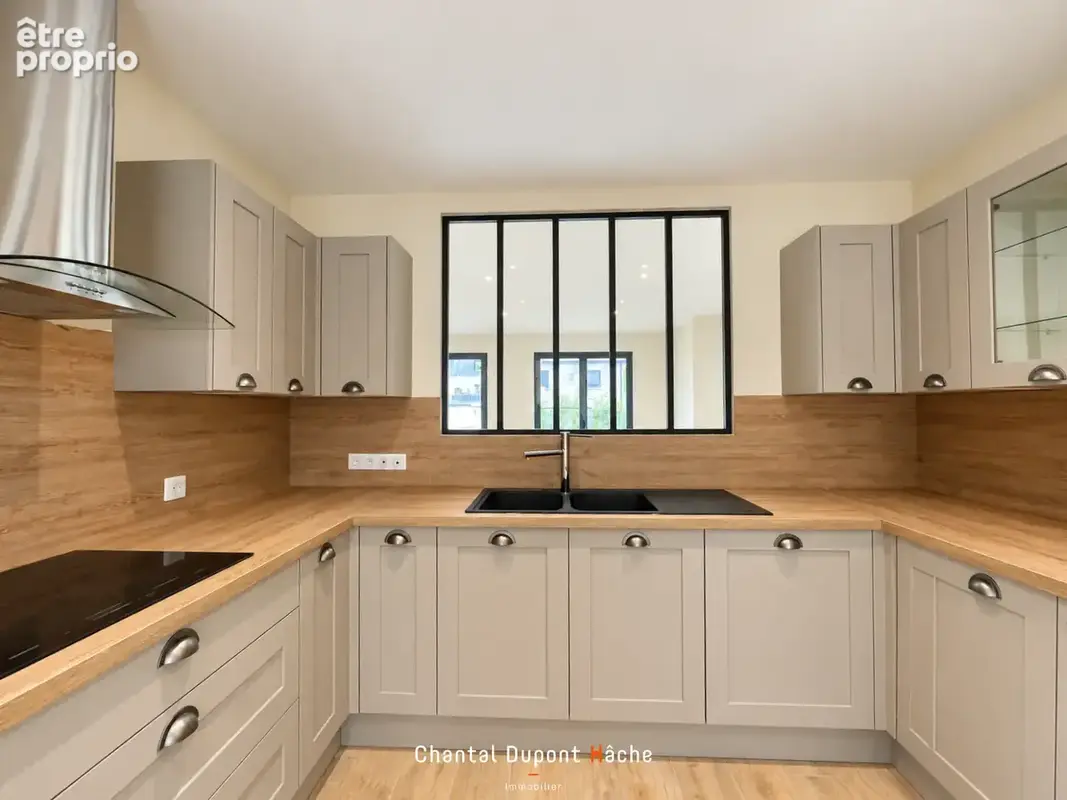LUISANT - Maison neuve de 272 m2 avec 5 chambres et garage double ! - photo 6