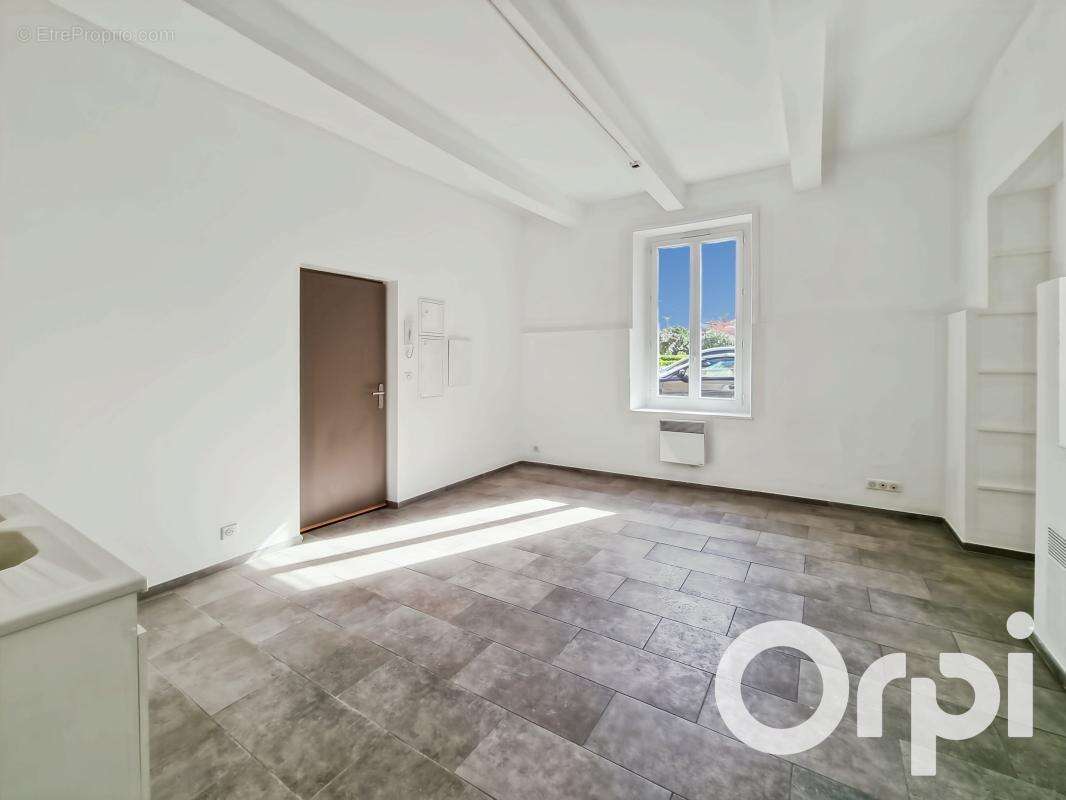 Appartement à PONT-SAINT-ESPRIT