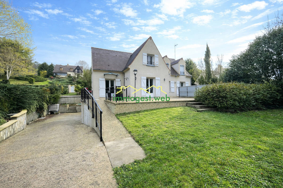 Maison à BLAINCOURT-LES-PRECY