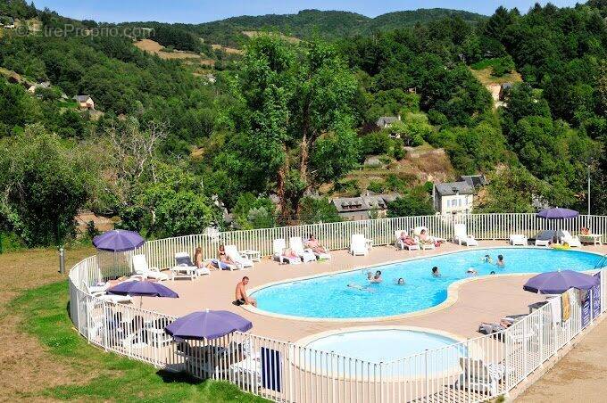 Appartement à ENTRAYGUES-SUR-TRUYERE