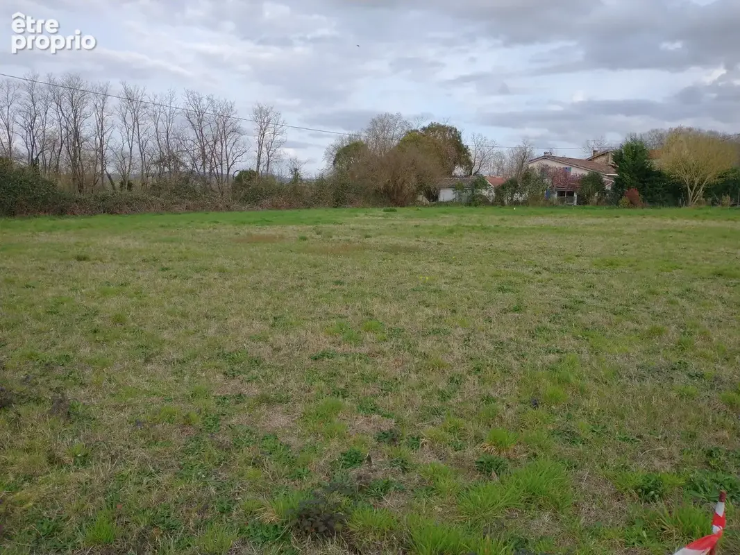 Terrain à VILLETON