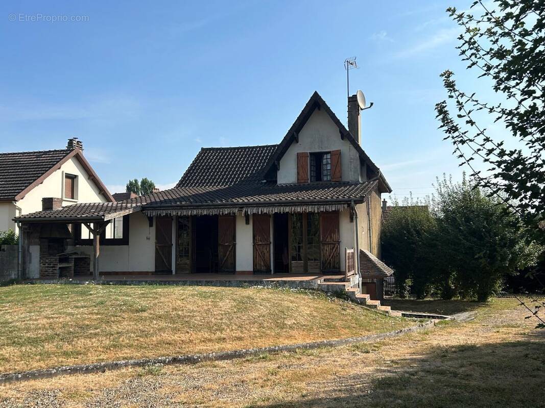 Maison à CONDE-EN-BRIE