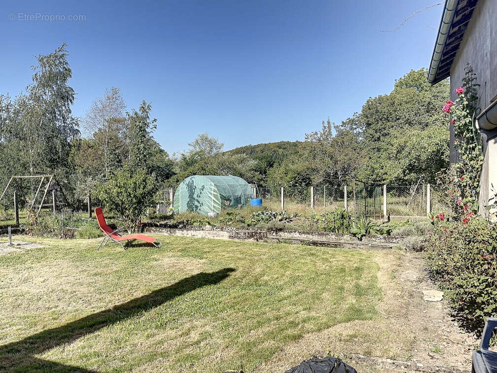 Maison à CHAMPAGNEY