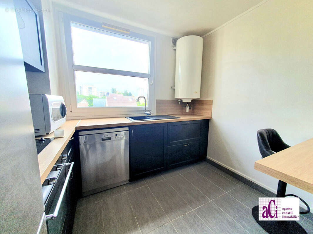 Appartement à L'HAY-LES-ROSES