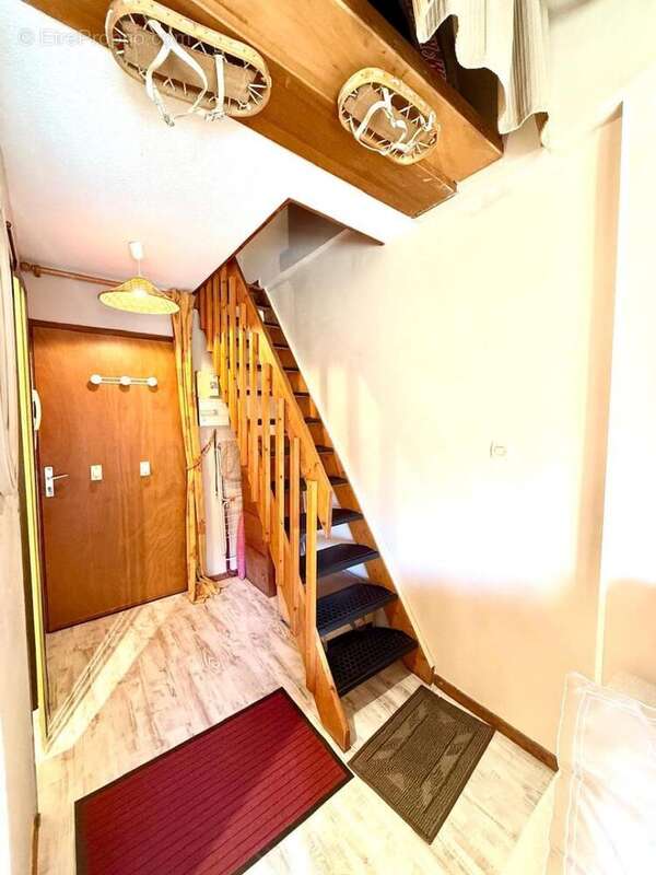   - Appartement à AX-LES-THERMES