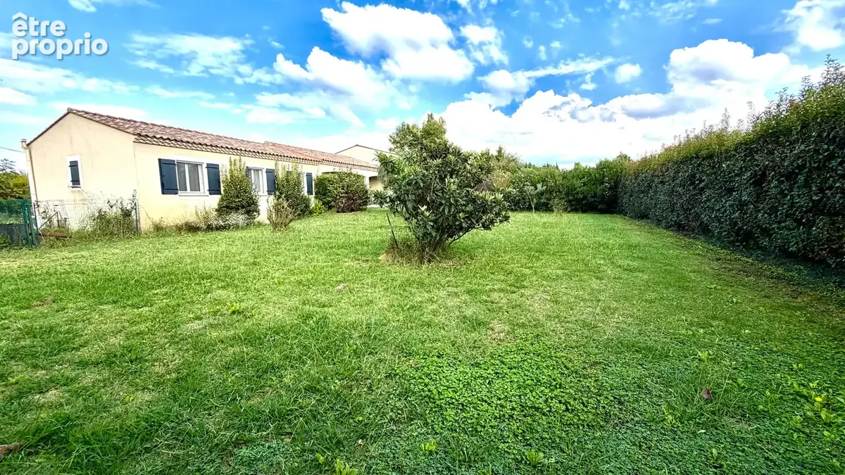 Villa de plain pied sur 5500 m² de terrain en campagne. - photo 21