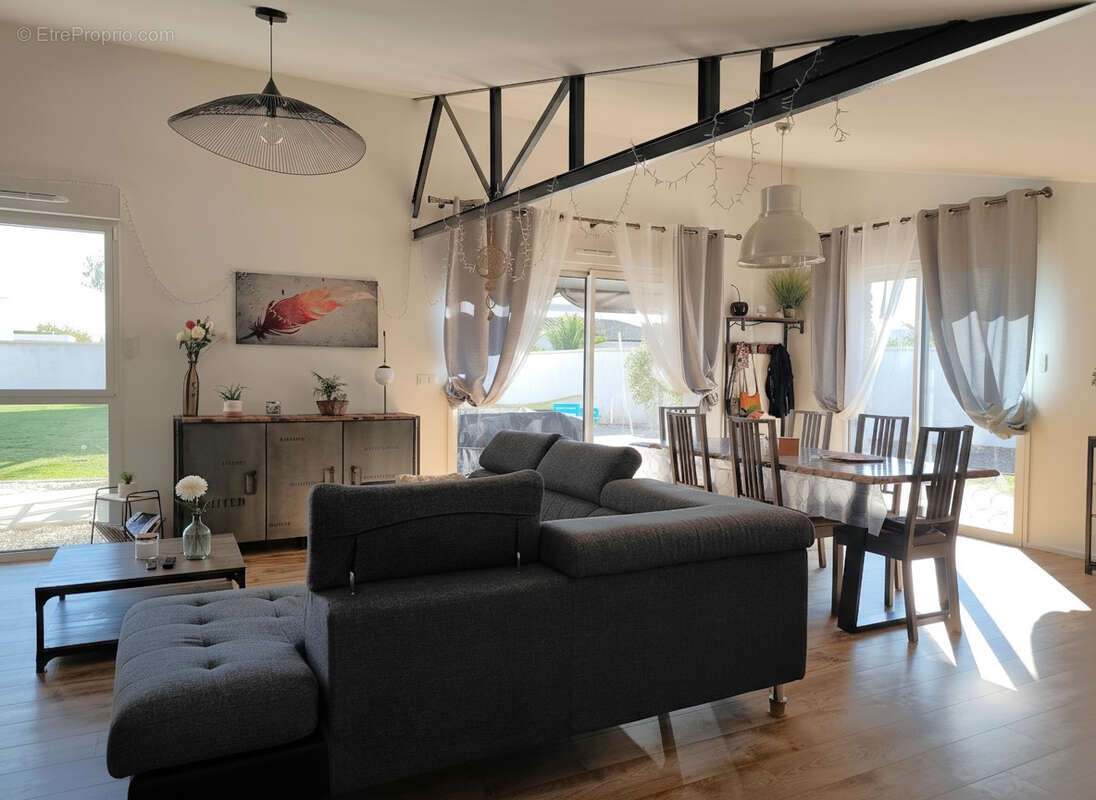 Maison à TALMONT-SAINT-HILAIRE