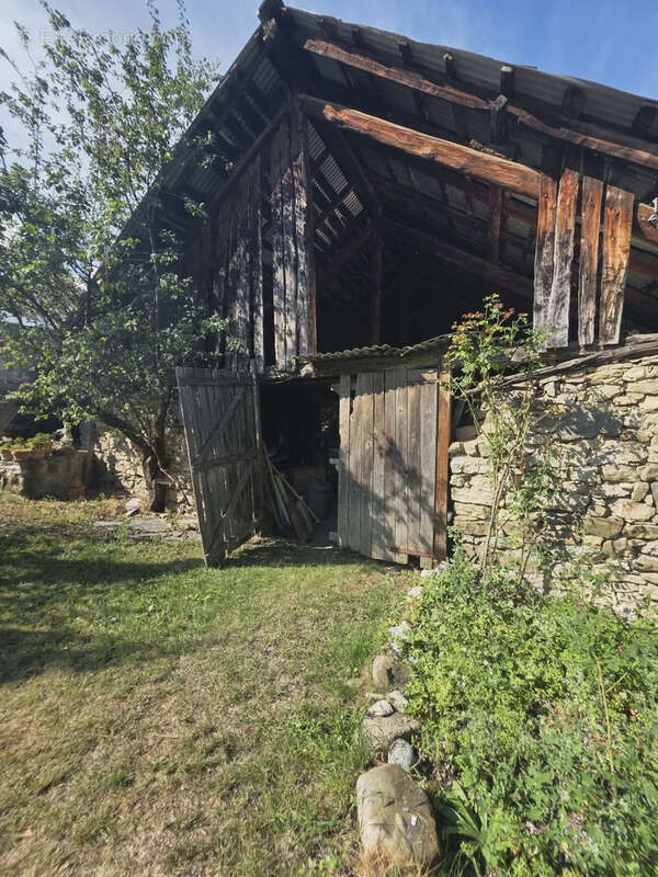 Maison à SAINT-SAUVEUR