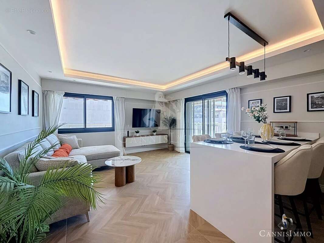 Appartement à CANNES