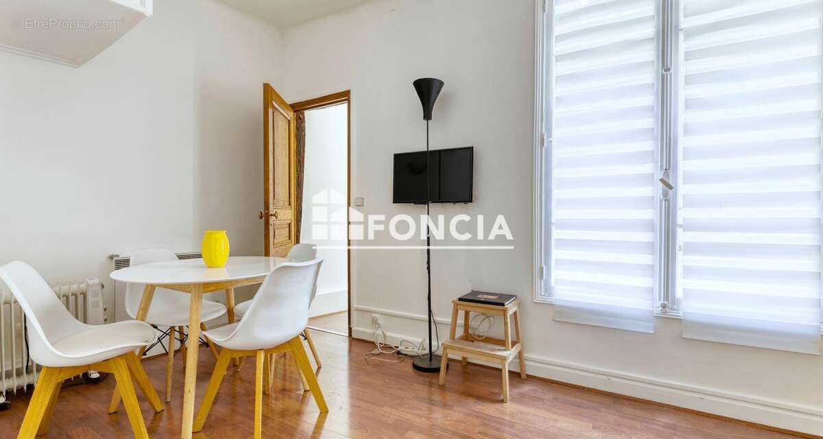 Appartement à PARIS-4E
