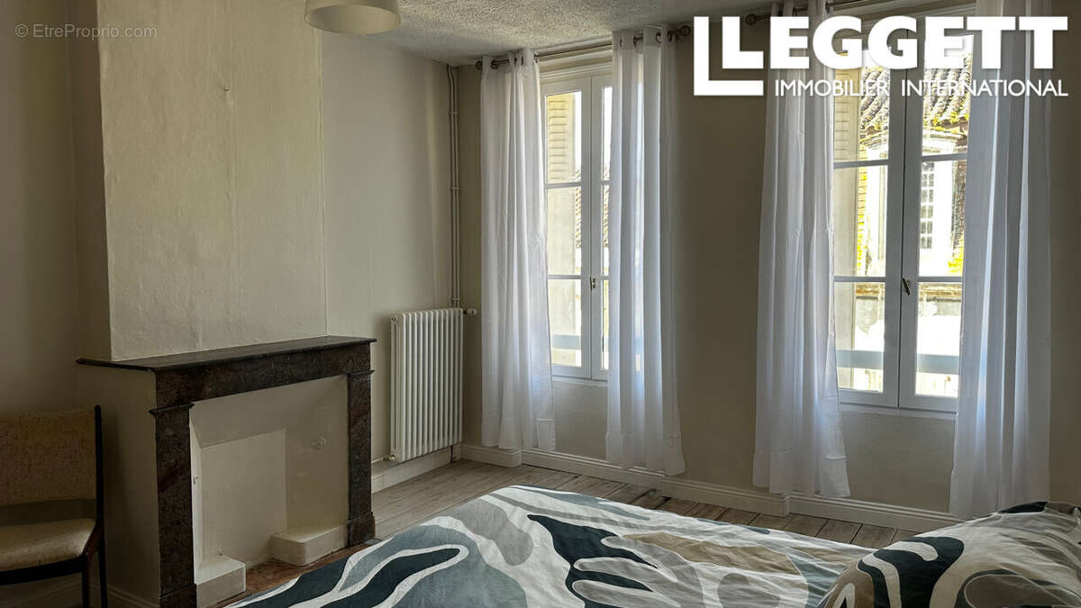 Maison à SAINTE-FOY-LA-GRANDE