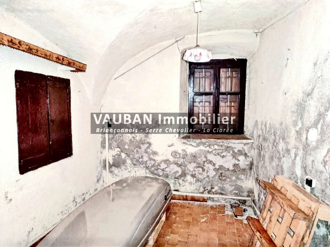 Maison à VAL-DES-PRES