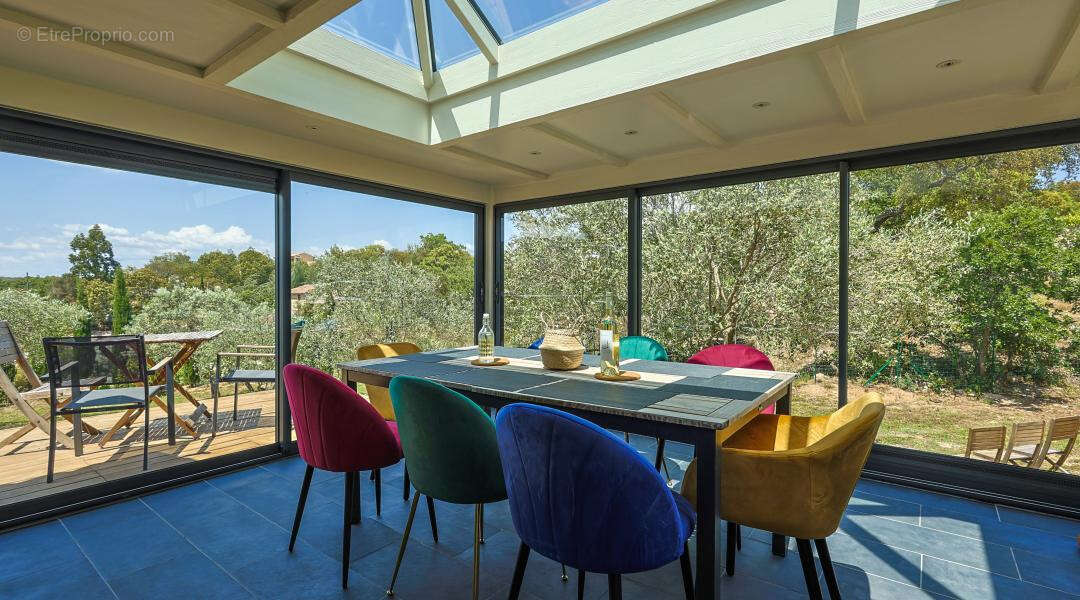 Maison à PLAN-DE-LA-TOUR