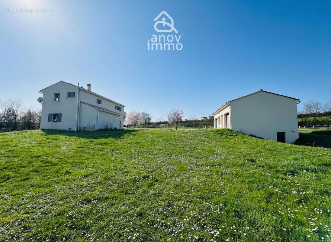Maison 143 m2 4 chambres - Terrain jusqu'à 6 000 m2 - Double - photo 13