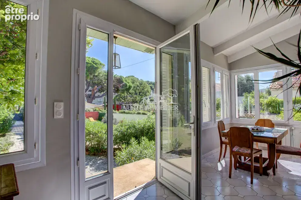 Maison Bourgeoise Marseillaise de 186 m2 , jardin, piscine - photo 3