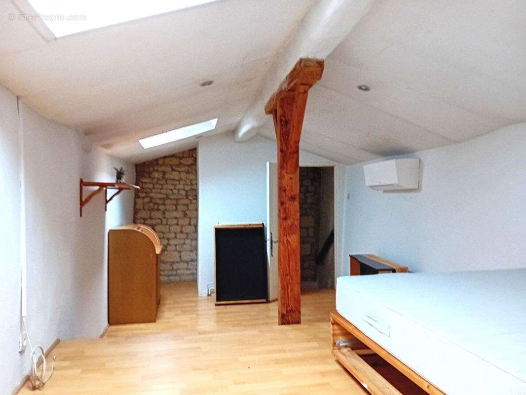 Maison à SAINT-BEAUZILE